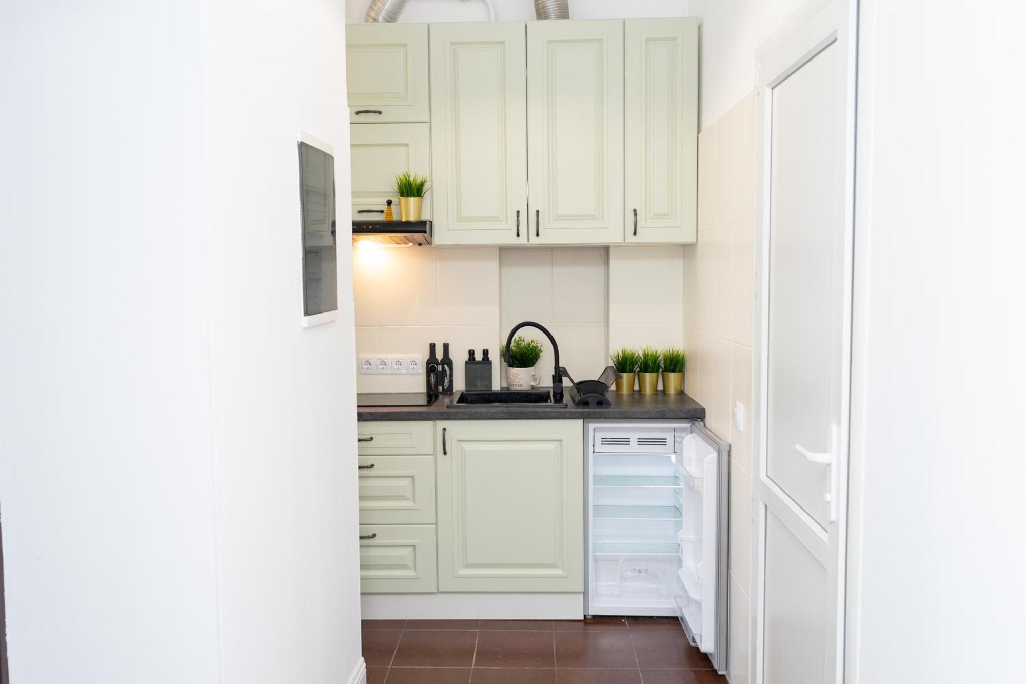 Charming Apartments In The Heart Of Lviv - Valova, Nasypna Str Εξωτερικό φωτογραφία